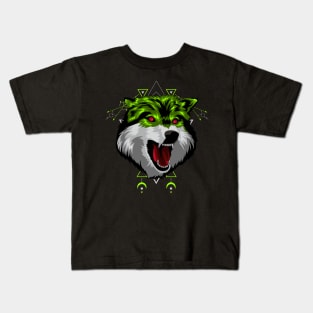 green wolf Kids T-Shirt